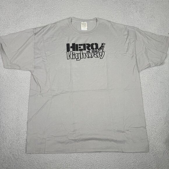 Mack Trucks Shirt Mens 3XL Gray Hero Of The Highway Bulldog Tee Ring Spun NWT - Picture 2 of 11